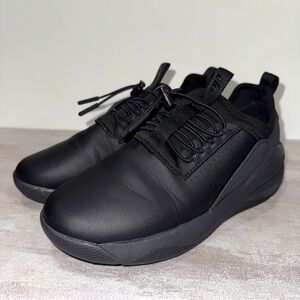 Clove Classic Sneaker Nurse Healthcare Shoes All Black Women 7.5 Slip Resistant